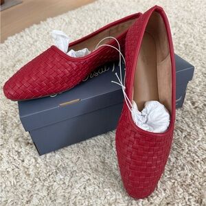 Universal Thread Red Woven Flats